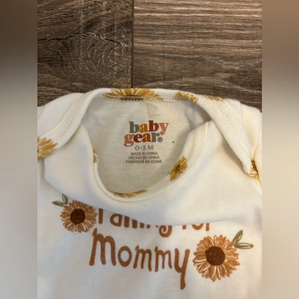 Baby Gear Girl Falling For Mommy Sunflowers Size 0-3 Months Outfit 2 Pc